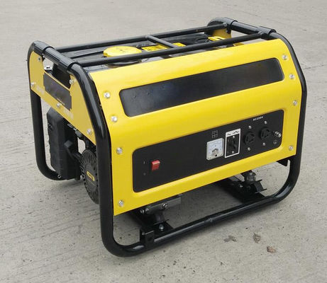 Conjunto de gerador de gasolina de 720×492×655mm com potência nominal de 6,25KVA e peso líquido de 130 kg