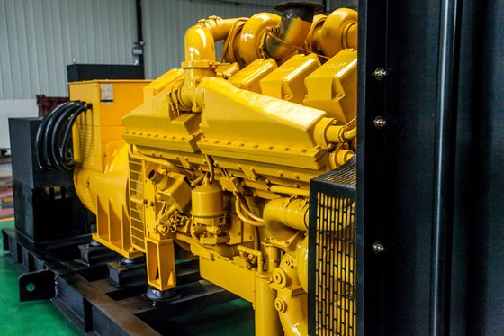 Gerador Industrial de Refrigeração por Água 2000kw Gerador Diesel 1500rpm